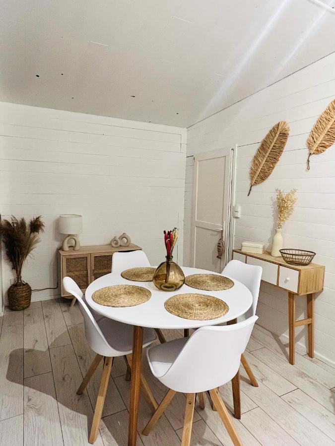 Cabane Le Flamant Avec Jardin, Piscine Et Parking Saintes-Maries-de-la-Mer Buitenkant foto